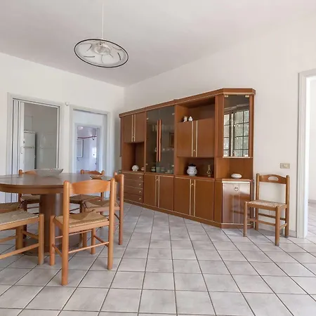 Holiday home Zaira *
